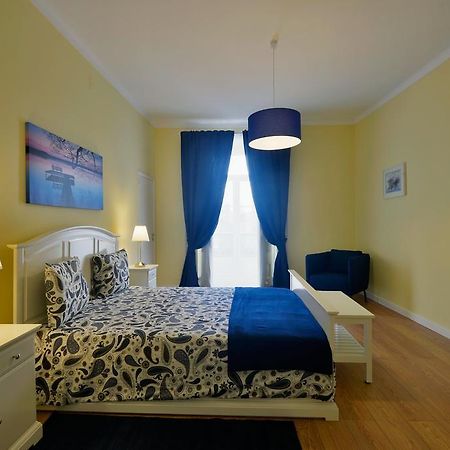 Flh Bairro Alto - Chiado Spacious Flat Lissabon Zimmer foto