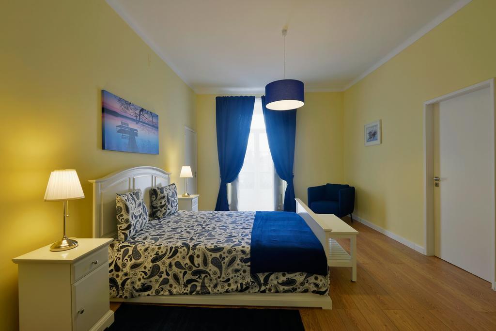 Flh Bairro Alto - Chiado Spacious Flat Lissabon Zimmer foto