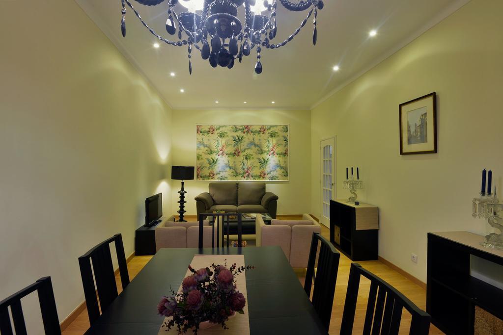 Flh Bairro Alto - Chiado Spacious Flat Lissabon Zimmer foto